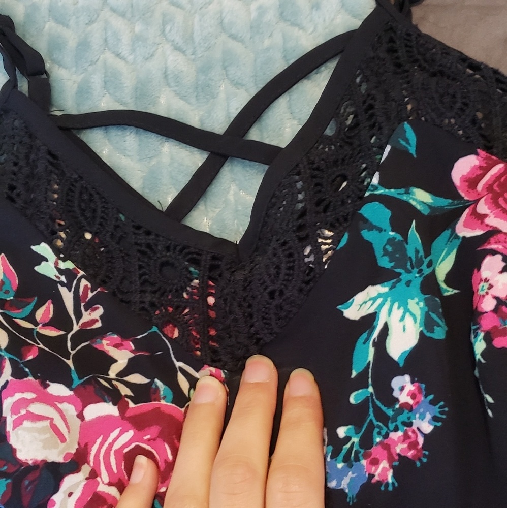 Dress - Picture 2 of 3